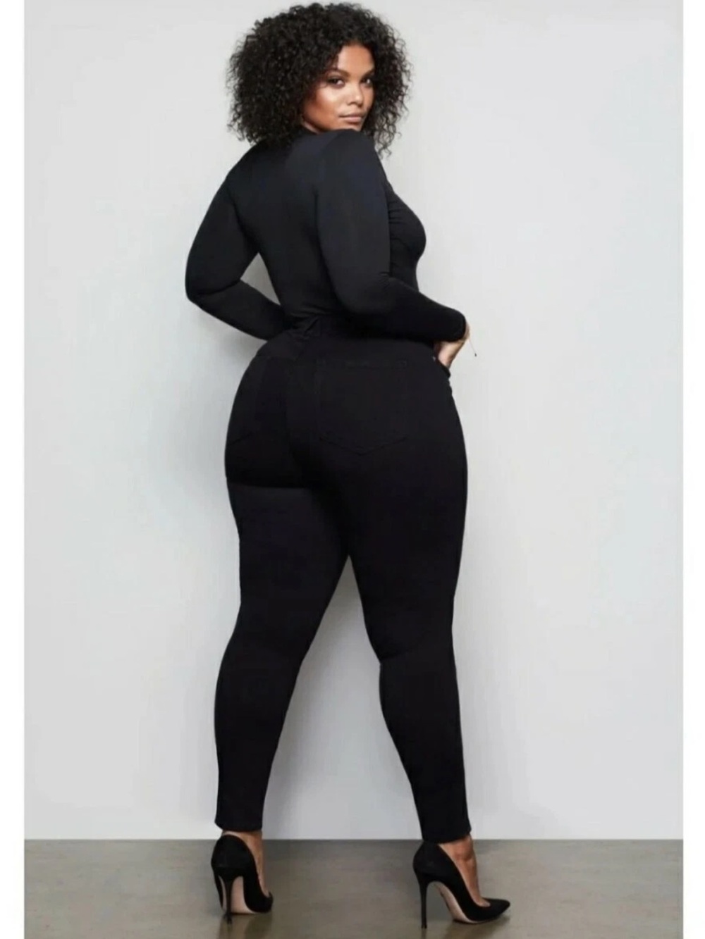 Good American Good Legs Black Skinny Jeans